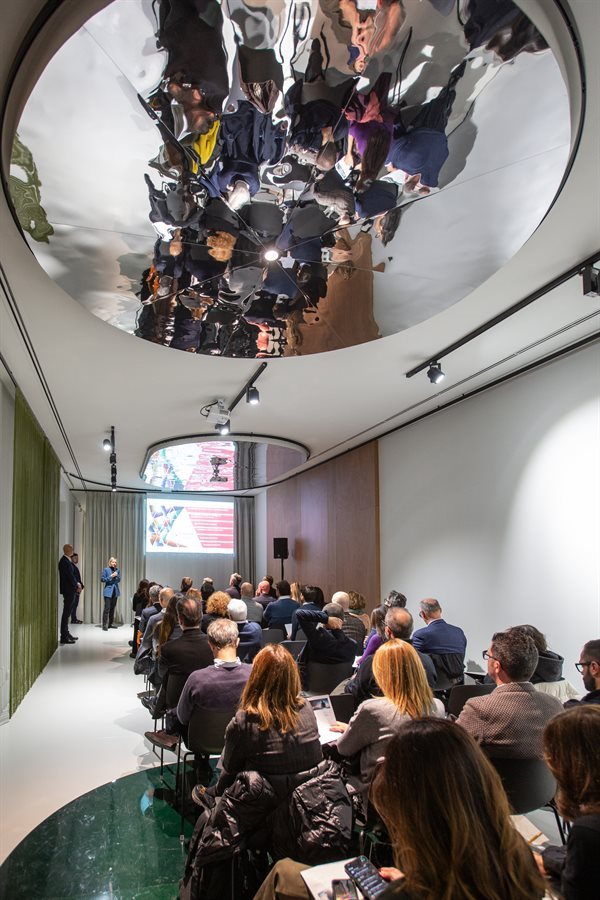 I93B8296DVO20112024-GGAndini