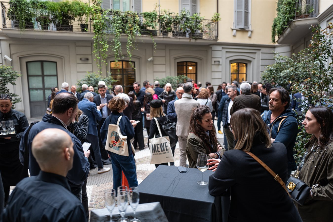 L1690250dvoFSalone2-GGandini